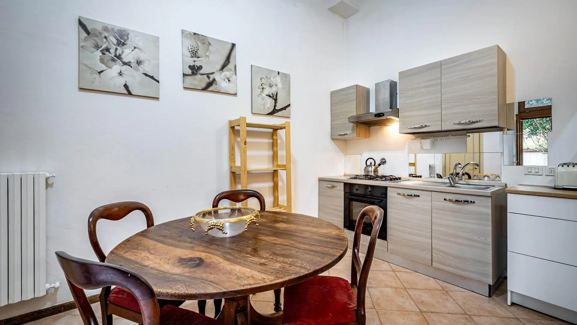 Yid Apartment With Little Garden Florence